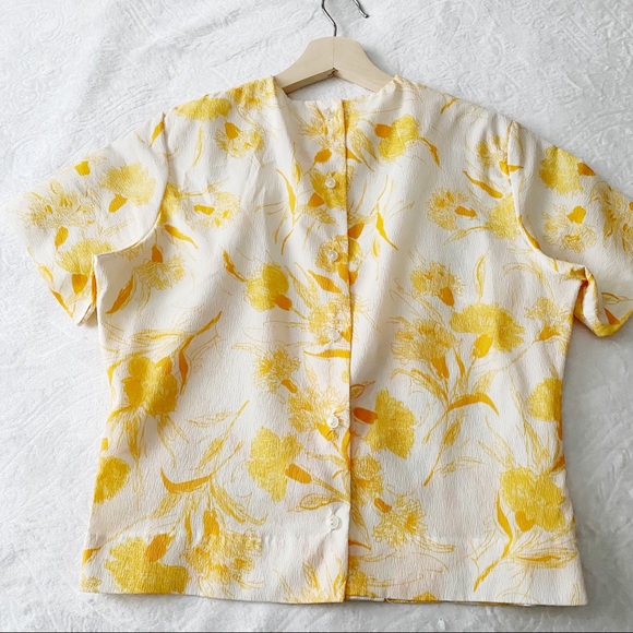 Vintage Floral Print Crepe Button Down Blouse - Picture 7 of 10